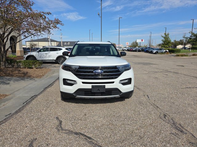 Used 2020 White Metallic Ford XLT image 5