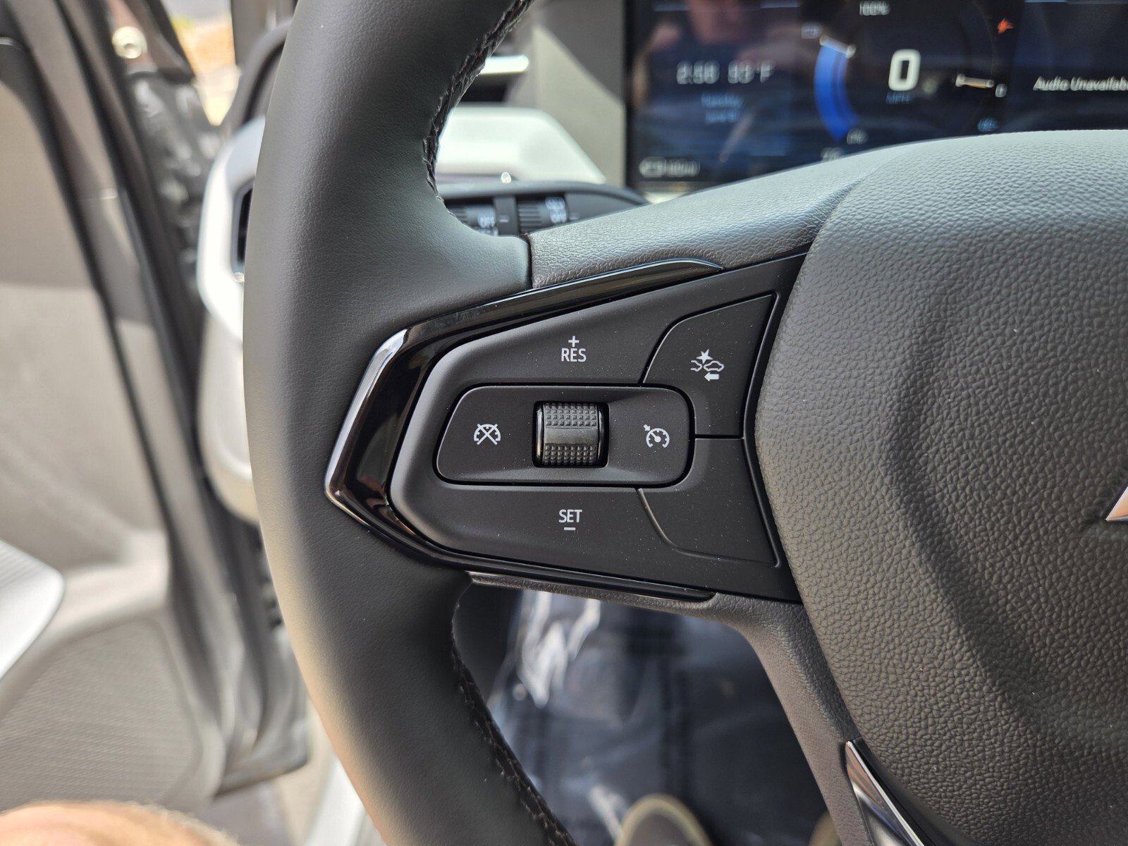 2027 Chevrolet Bolt RS - Photo 29