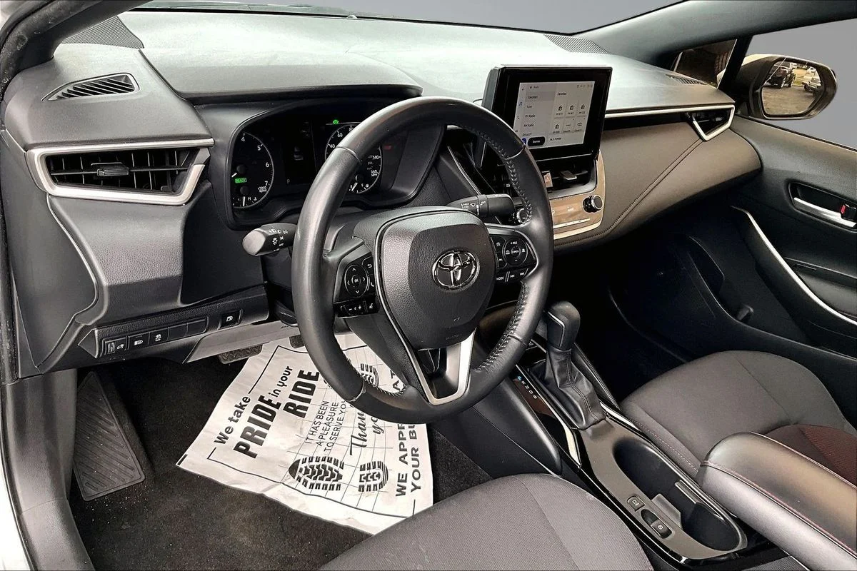 Used 2024 Silver Toyota Hybrid SE image 17