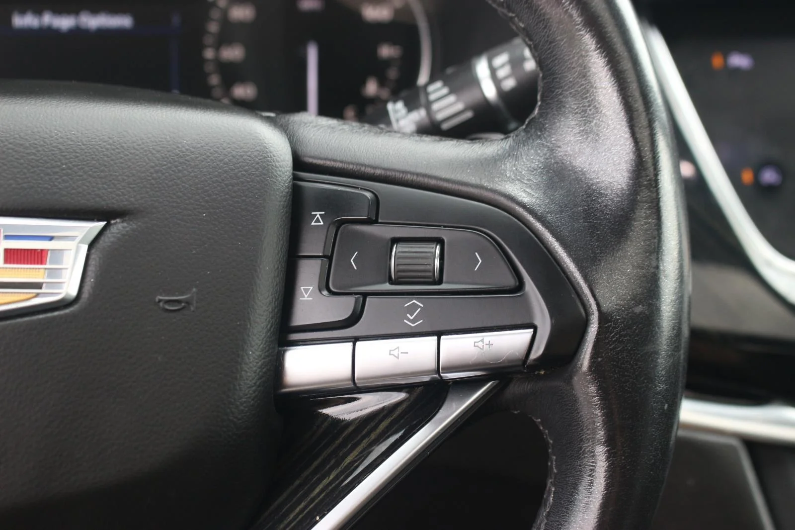 Used 2020 RADIANT SILVER METALLIC Cadillac AWD Premium Luxury image 20