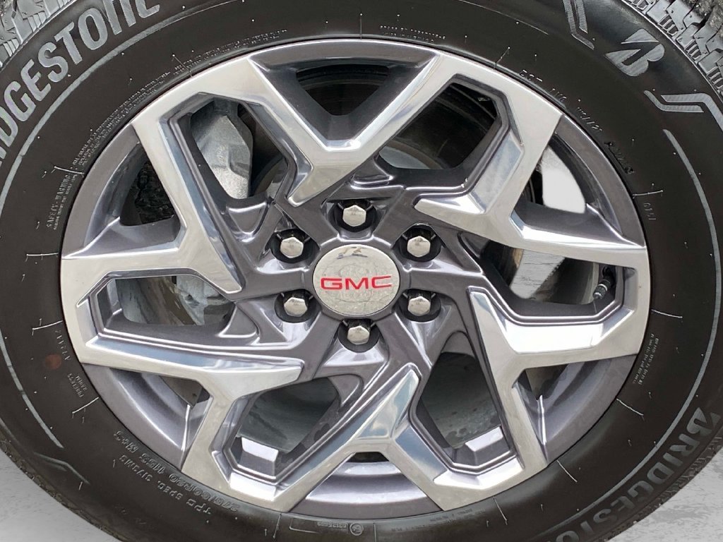 Used 2026 Silver GMC SLT image 32