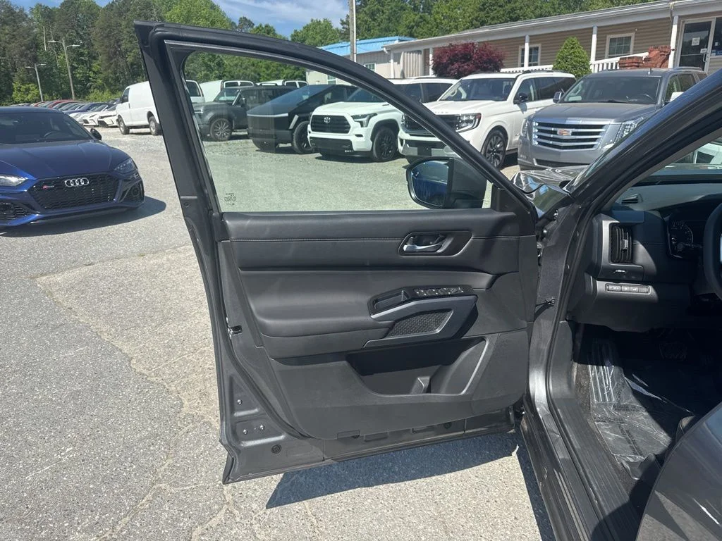 Used 2025 Gray Nissan SL image 26
