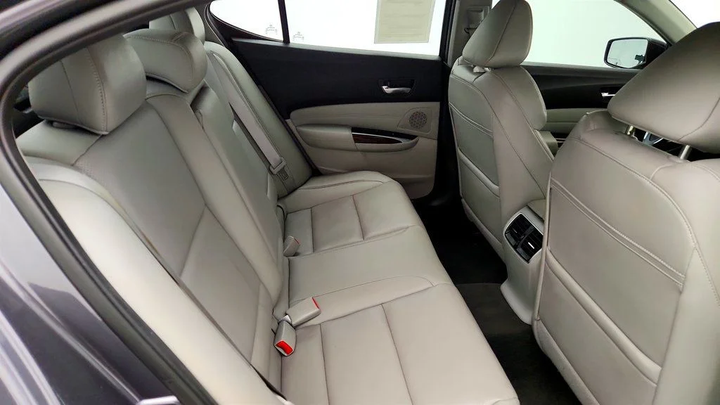 Used 2017 Modern Steel Metallic Acura FWD w/Technology Pkg image 23