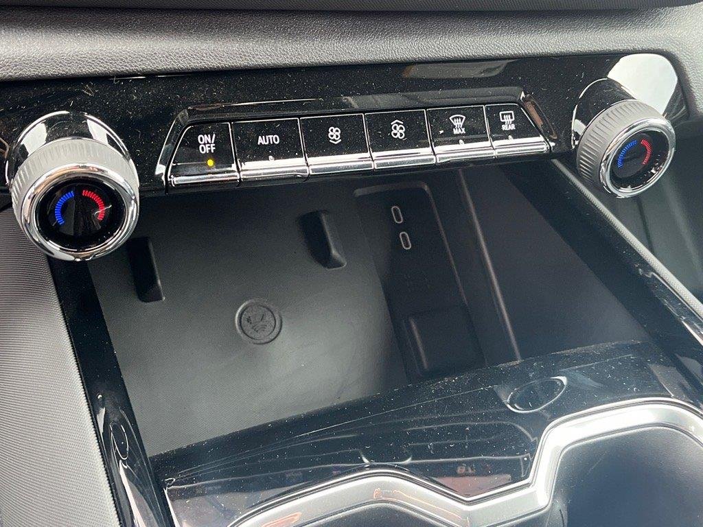 2026 Chevrolet Silverado EV LT - Photo 11