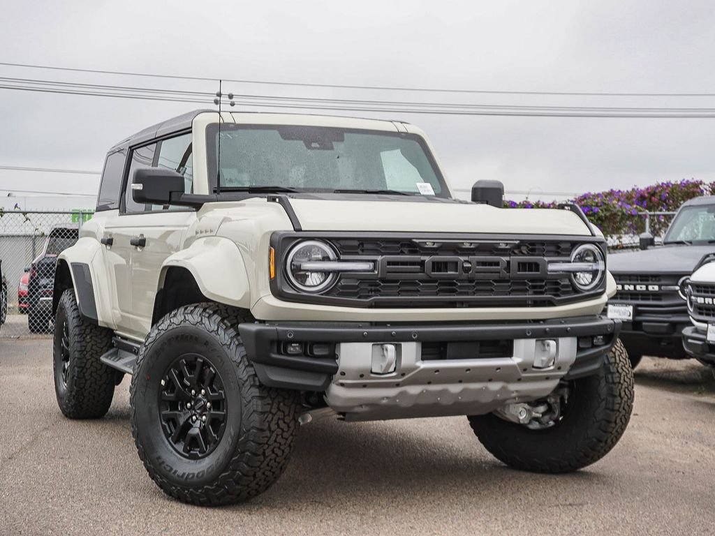 2026 Ford Bronco Raptor 4x4's photo