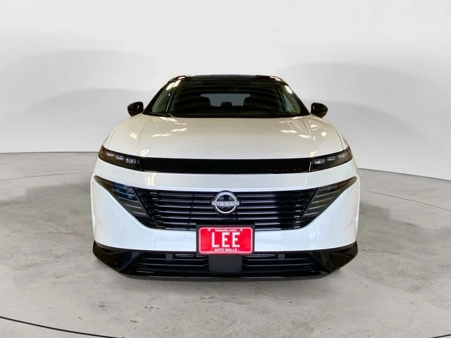 New 2026 Everest White Pearl w  Super Black Roof Nissan Platinum image 8