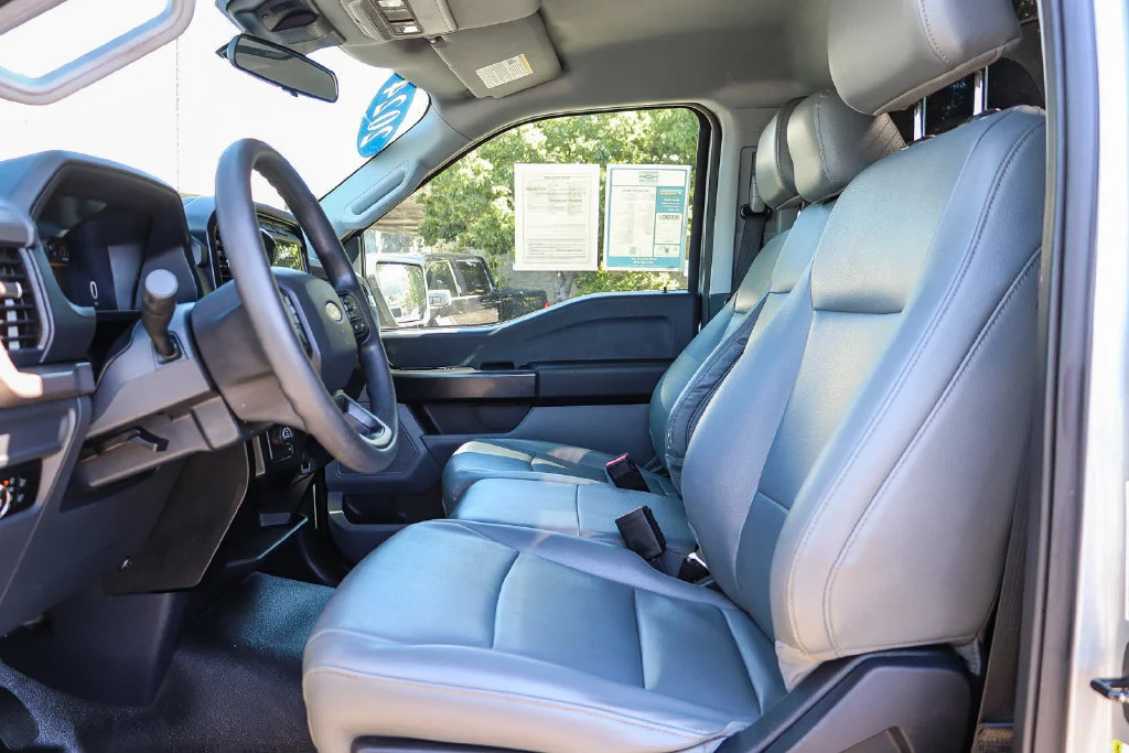 Used 2024 Silver Ford XL image 21