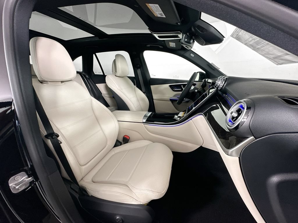 New 2026 Black Mercedes-Benz GLC 300 image 64