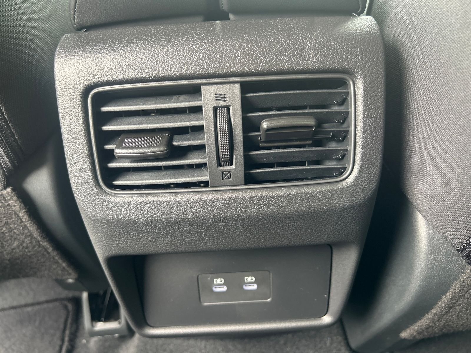 New 2026 Nissan Rogue SV 4D Sport Utility