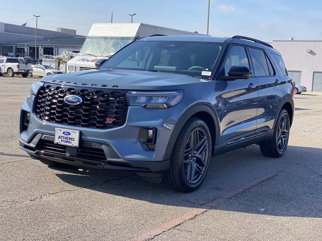 2026 Ford Explorer ST - Photo 7