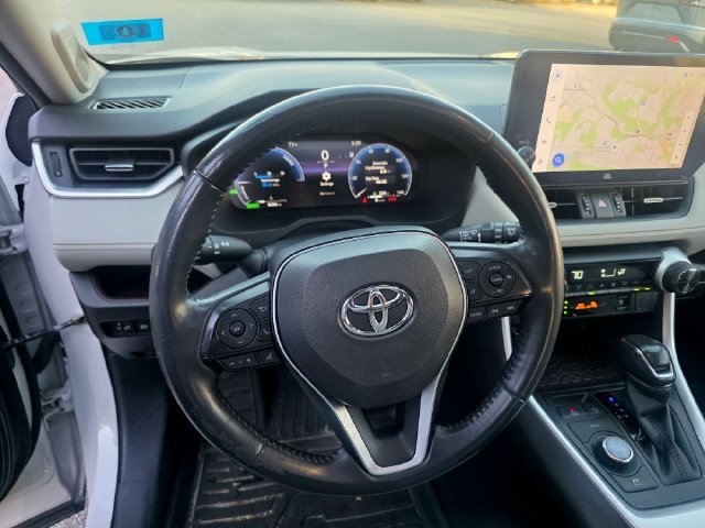Used 2023 Beige Toyota Limited image 5