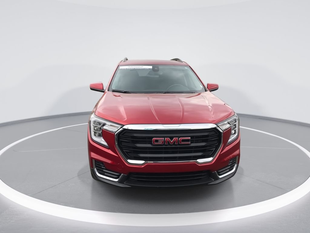 Used 2023 Red GMC SLE image 3