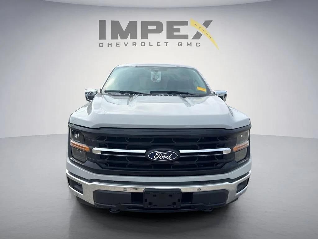 Used 2024  Ford XLT image 8