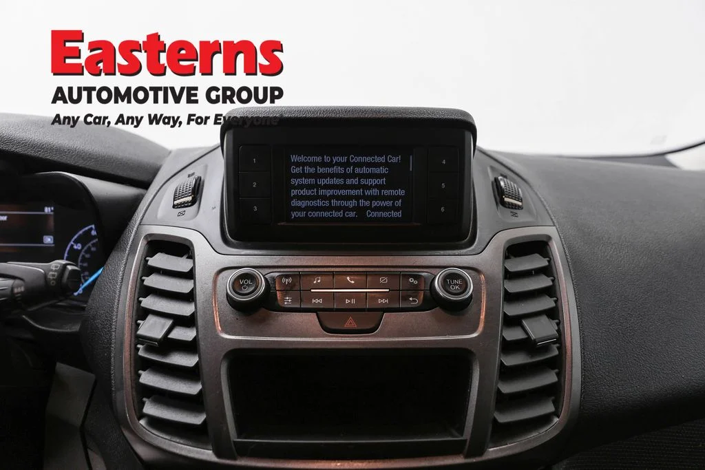 Used 2019 White Ford XL image 11
