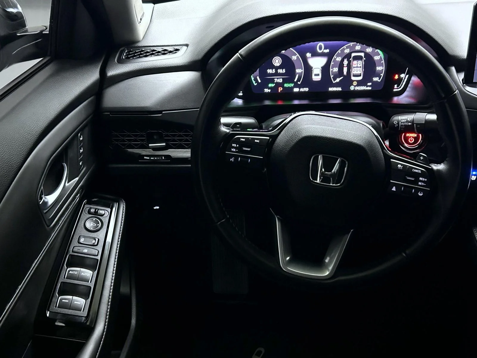 Used 2024 Black Honda Touring image 12