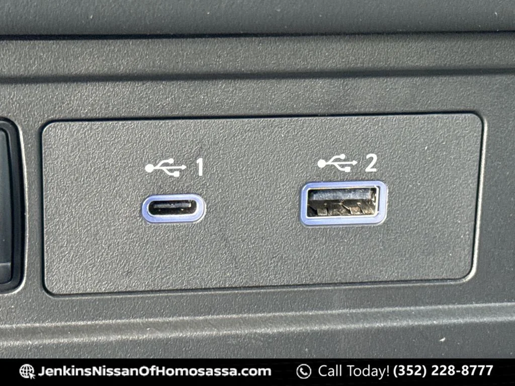 Used 2023 Black Nissan SV image 37