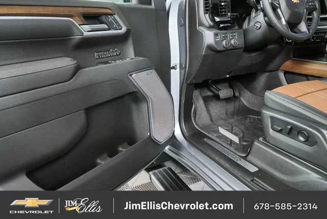 New 2026 Sterling Gray Metallic Chevrolet High Country image 9