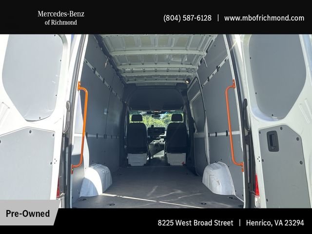 Used 2023 White Mercedes-Benz Cargo 144 WB image 13