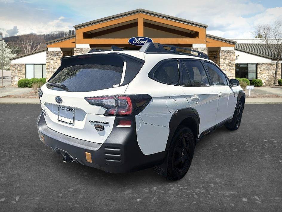 Used 2024 Crystal White Pearl Subaru Wilderness image 5