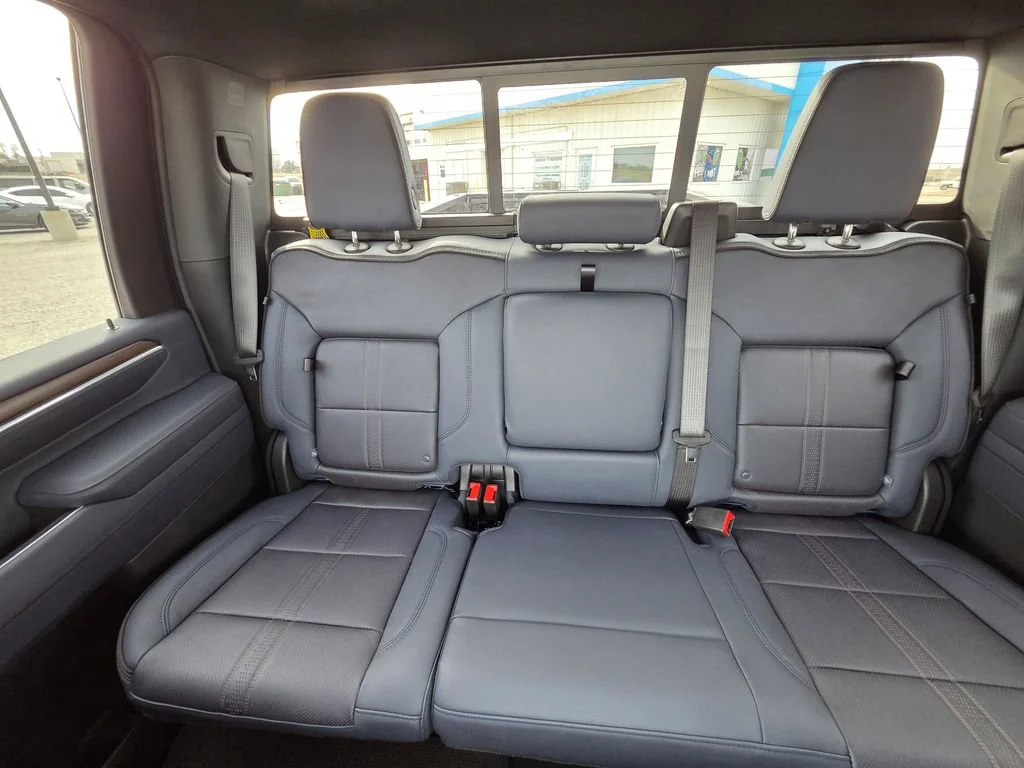 2026 Chevrolet Silverado 3500 HD High Country - Photo 29