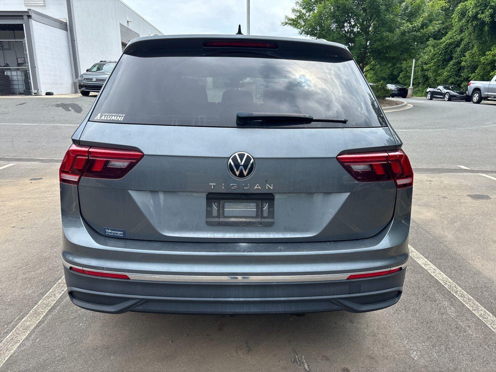 Used 2024 Platinum Gray Metallic Volkswagen S image 4