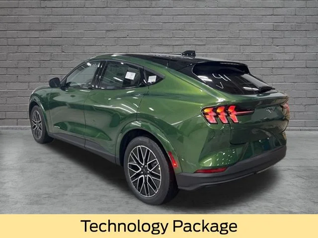 New 2026 Eruption Green Metallic Ford Premium image 5
