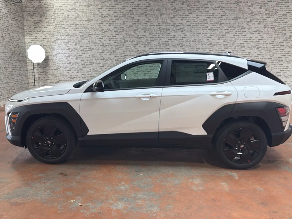 New 2027 Atlas White Hyundai SEL Sport image 4