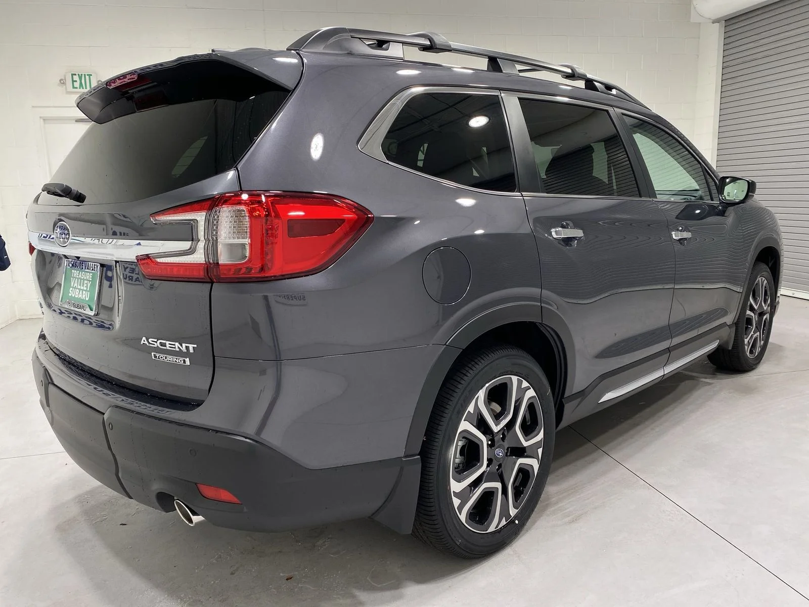 New 2026 MAGNETITE GRAY METALLIC Subaru Touring image 8