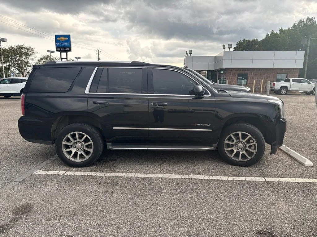 Used 2018 Onyx Black GMC Denali image 6