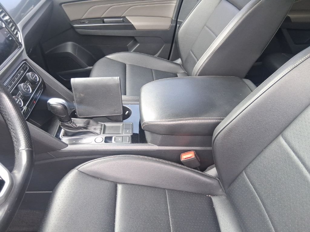 Used 2021 Gray Volkswagen 3.6L V6 SEL R-Line image 11