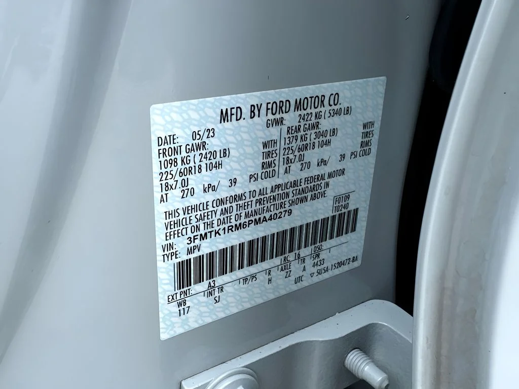 Used 2023 White Ford Select image 30