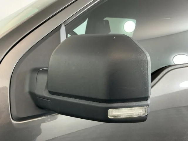 Used 2016 Gray Ford  image 9