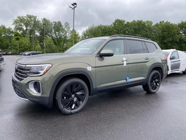 2026 Volkswagen Atlas 2.0T SE w/Technology 4MOTION