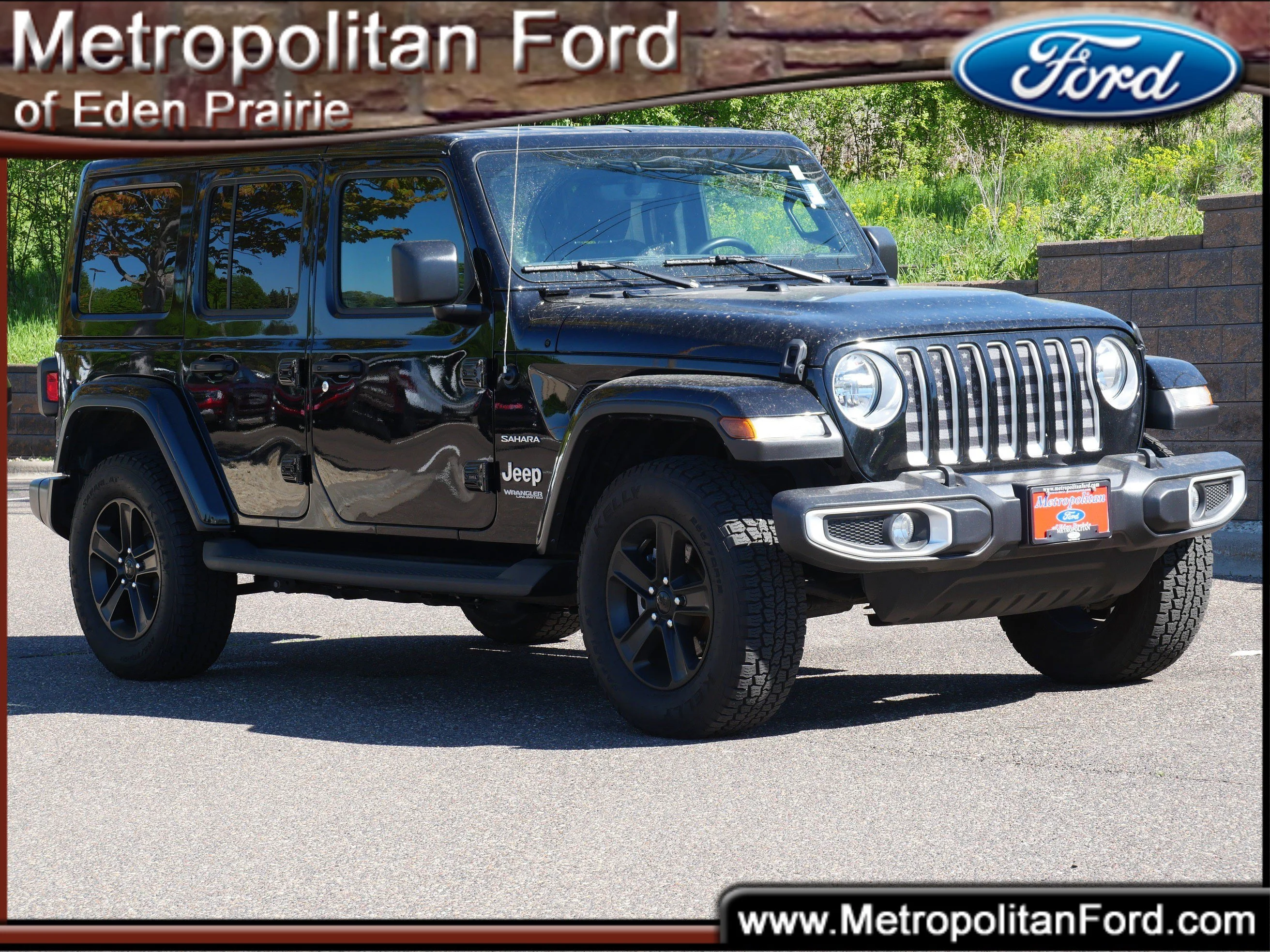 2022 Jeep Wrangler Sahara's photo