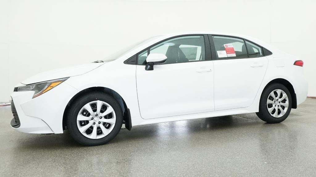 New 2026 Ice Cap Toyota LE image 34