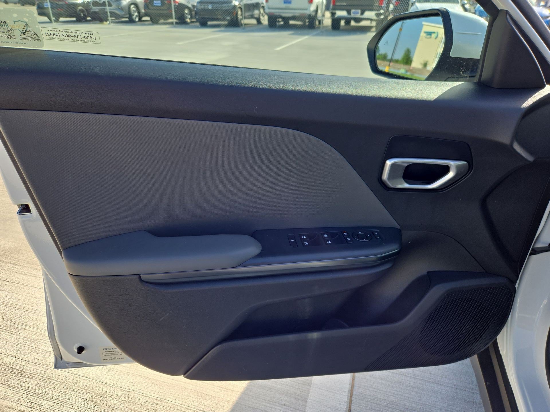 Used 2025 Snow White Pearl Kia LXS image 12