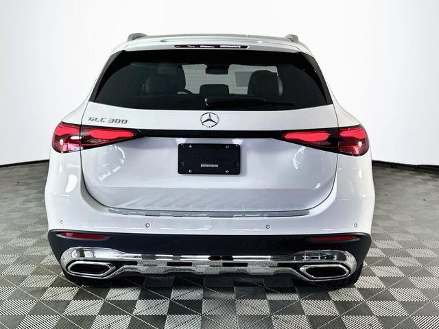 New 2026 Polar White Mercedes-Benz GLC 300 image 37