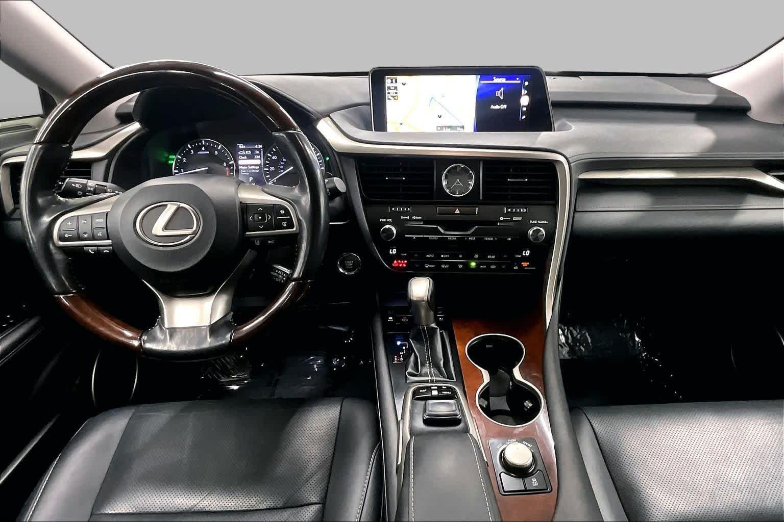 Used 2018 Atomic Silver Lexus  image 14