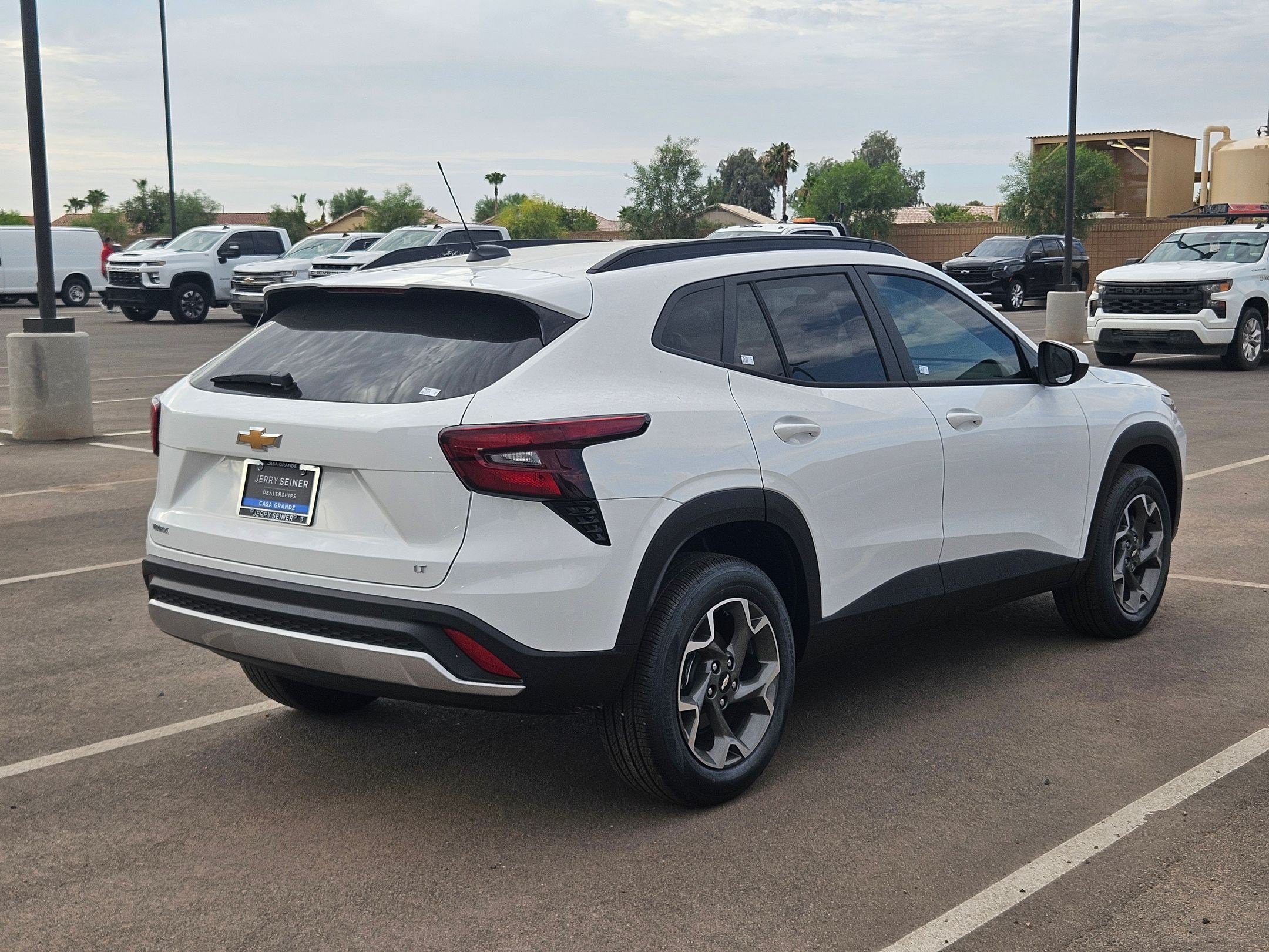 New 2026 Summit White Chevrolet LT image 11