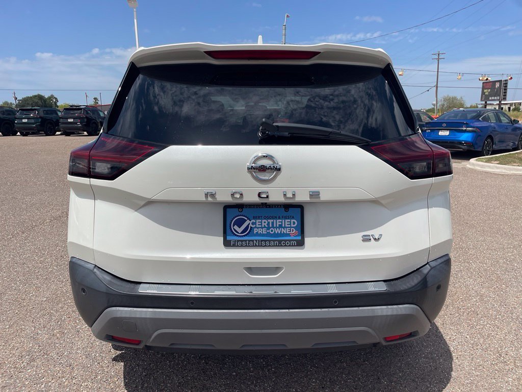 Used 2021 White Nissan SV image 6