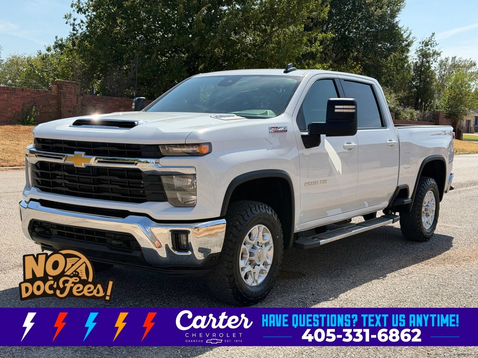 Used 2025 Summit White Chevrolet LT image 3