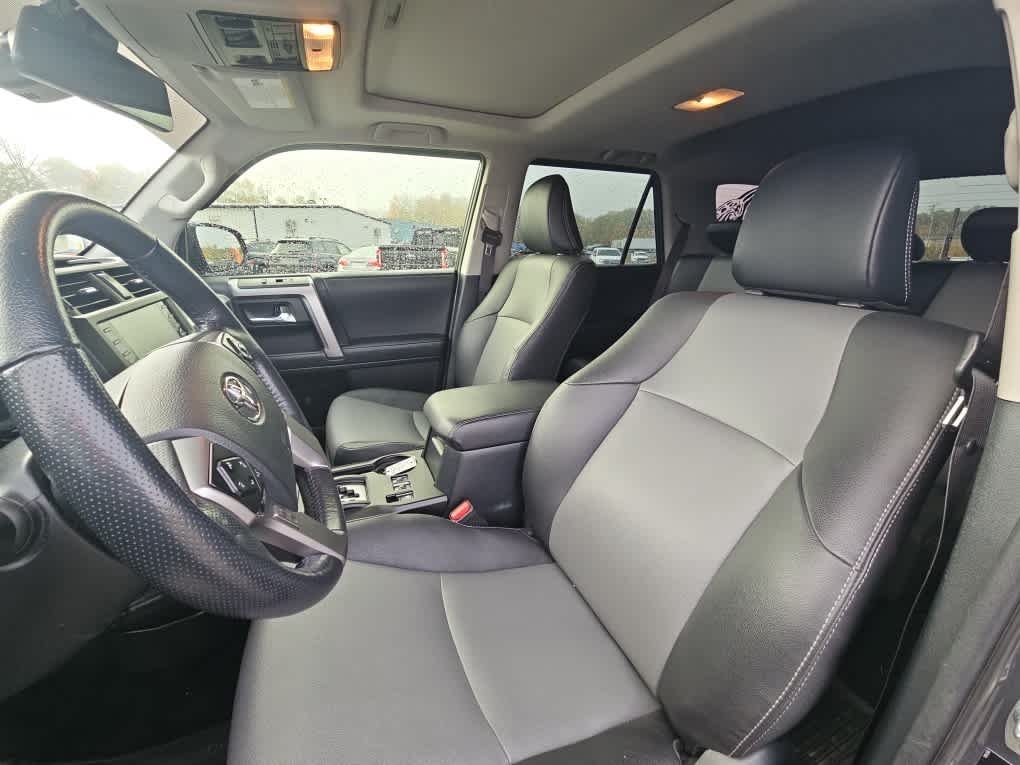 Used 2024 Underground Toyota SR5 Premium image 6