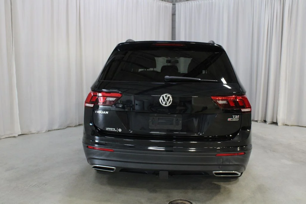 Used 2018 Black Volkswagen 2.0T S image 24