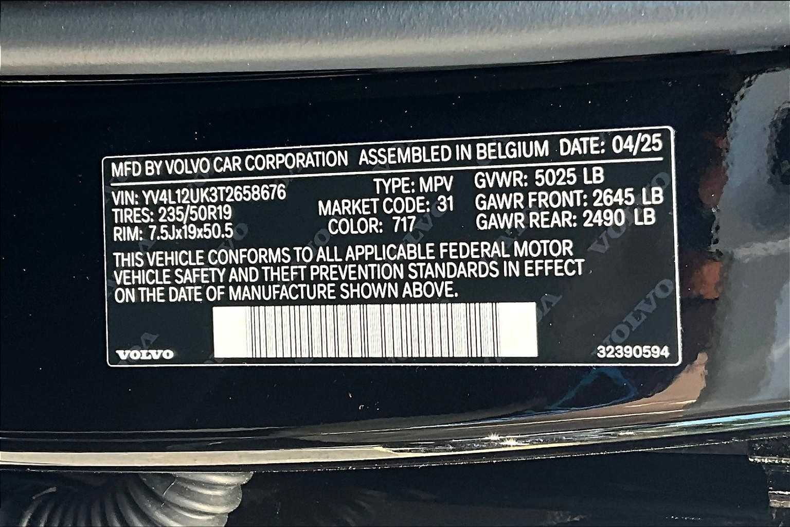 2026 Volvo XC40 Core - Photo 12