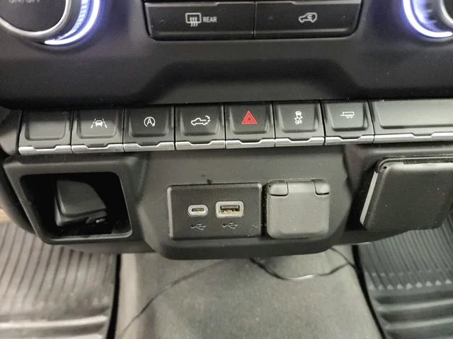 Used 2023 Gray Chevrolet Custom image 23