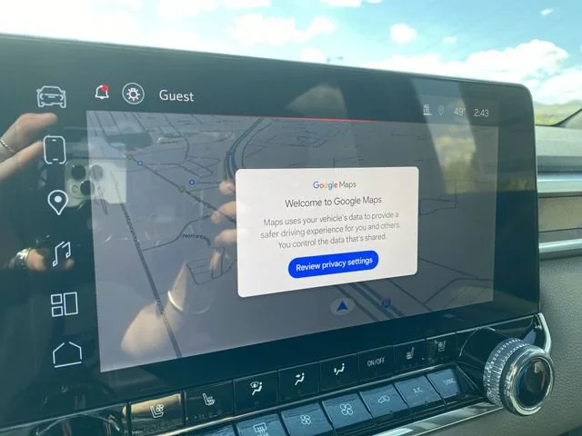 New 2026 Summit White GMC Denali image 18