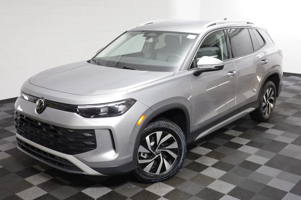 New 2026 Silver Volkswagen 2.0T S image 2