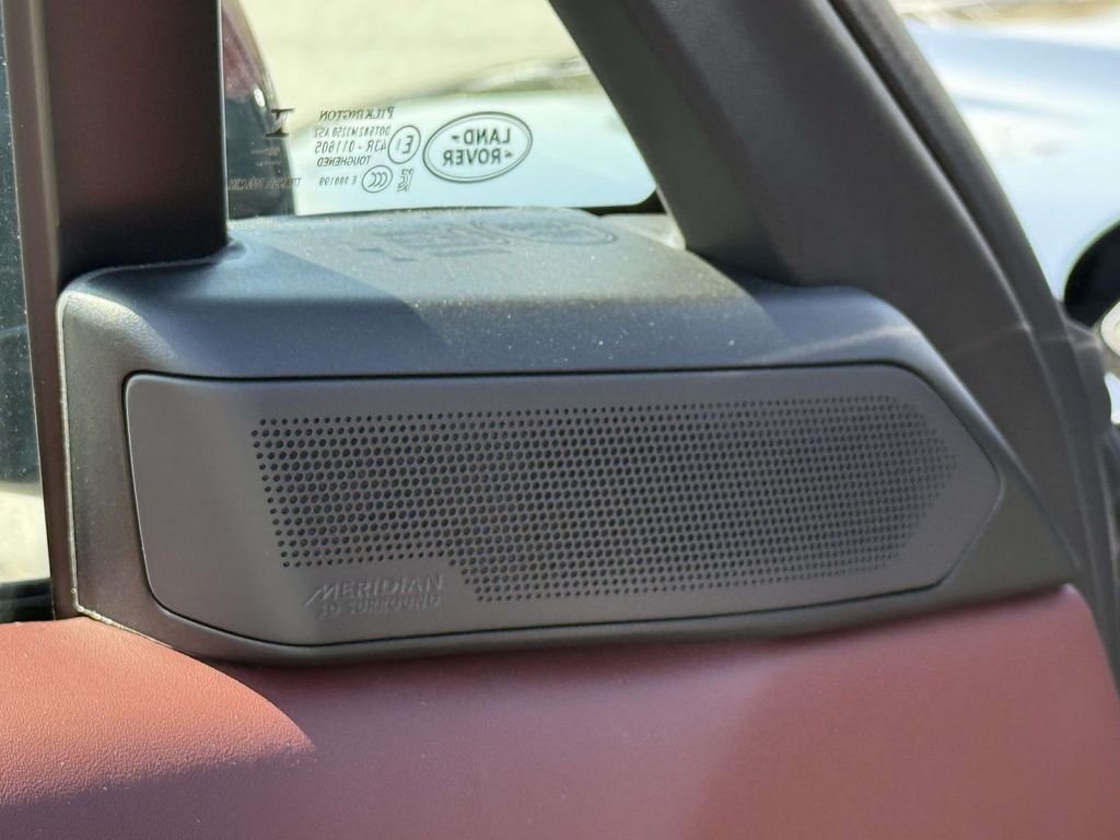 Certified Used 2026 Gray Land Rover Dynamic SE image 21