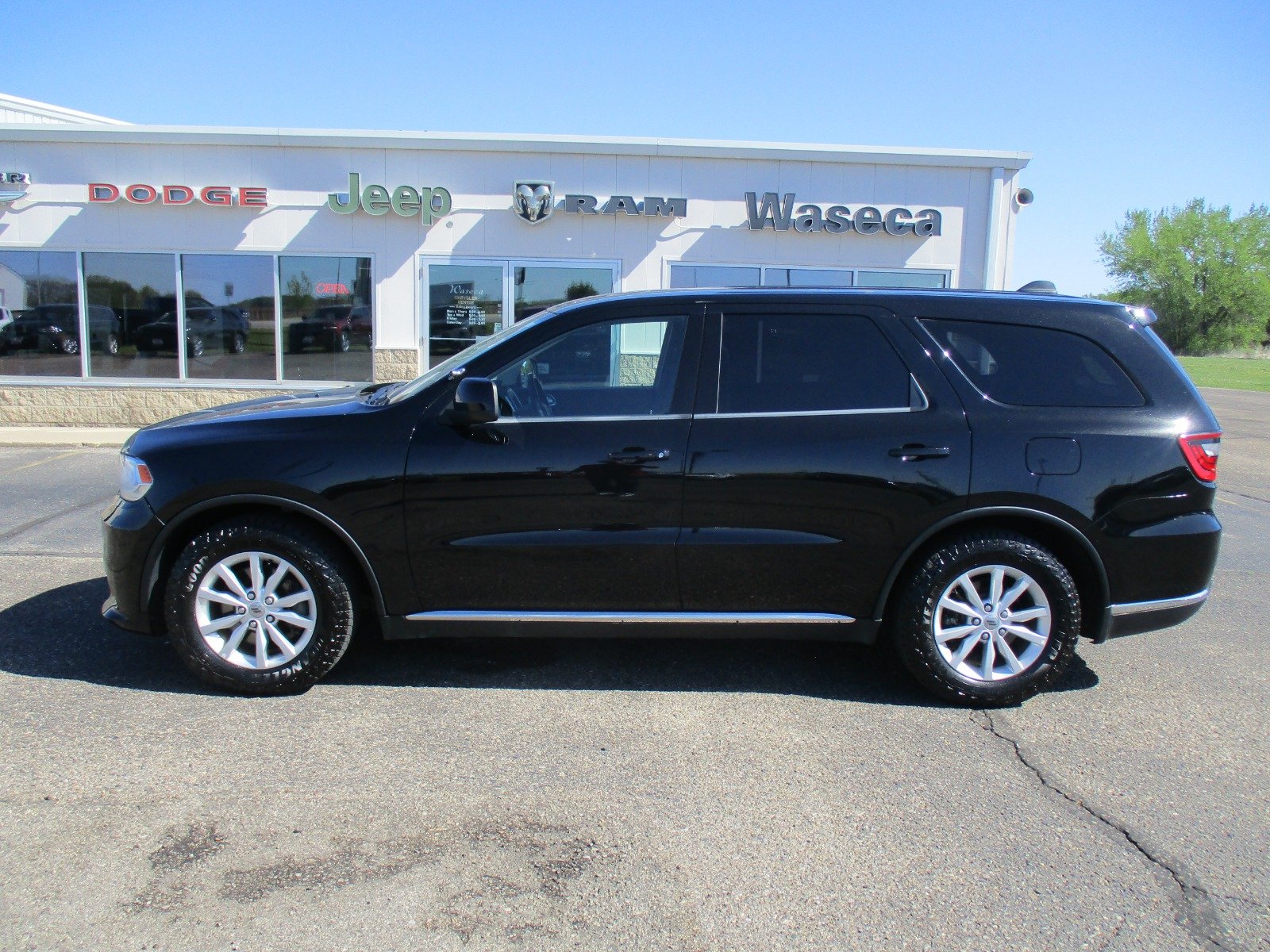 Used 2019 Dodge Durango Pursuit with VIN 1C4SDJFT1KC781312 for sale in Waseca, Minnesota
