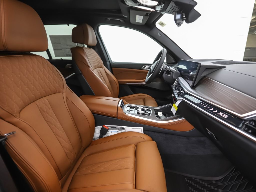New 2026 Blue BMW xDrive50e image 31